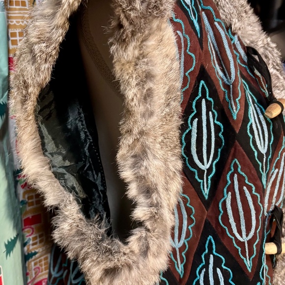 Vintage Nepal Vest - Picture 4 of 9